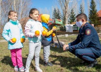 Полицейлер «Біз біргеміз!» акциясына қолдау көрсетті