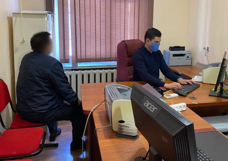 Түркістан облысында полицейлер бірнеше бөтеннің мүлкін ұрлауға қатысы бар күдіктіні ұстады