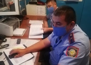 Рейд кезінде полицейлер есірткі қолданған күдіктіні ұстады