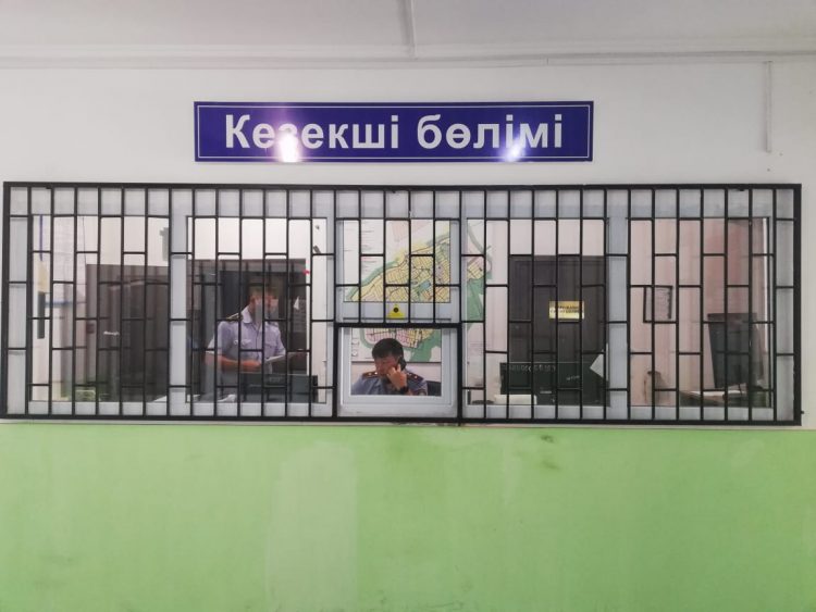 Полицейлер бірнеше ұрлық жасаған қылмыстық топты құрықтады