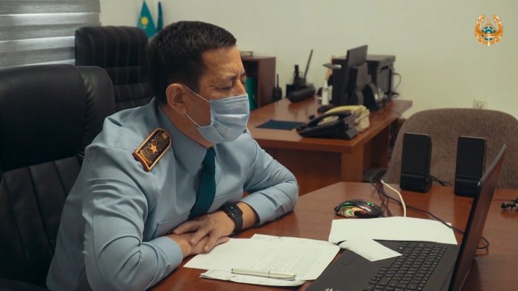 30-ДАН АСТАМ ТҰРҒЫН ШЫМКЕНТТІҢ БАС ПОЛИЦЕЙІНІҢ ОНЛАЙН ҚАБЫЛДАУЫНДА БОЛДЫ