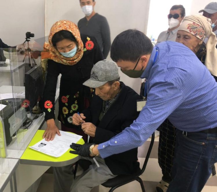 Сарыағаш ауданының тұрғыны полицейлерге жеке куәлігін рәсімдеуге көмектескені үшін алғысын білдірді