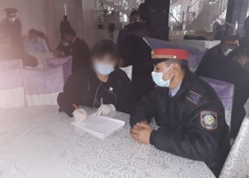 Түркістан облысында полицейлер карантин кезінде кезекті той өткізуді тоқтатты