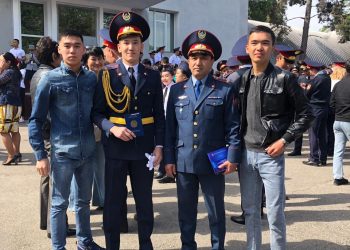 «Әкеден жақсы ұл туса игі, әкенің жолын қуса игі»