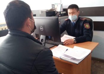 Түркістандық полицейлер қонаққа келіп, қыстық тон ұрлаған күдіктіні ұстады