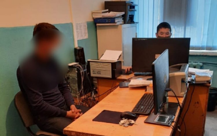 Түркістан облысының полицейлері алтын бұйымдар ұрлаған пәтер ұрысын анықтады