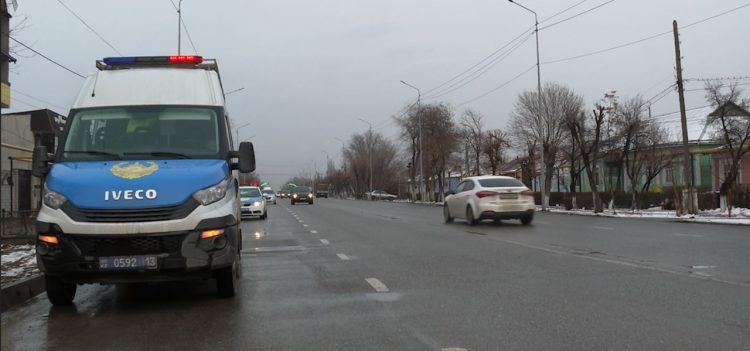 Түркістан облысында «Автоураган» автокөлігімен жол жүру ережесін бұзушылар анықталуда