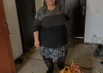 Арыстық полицейлер жалғызбасты ананың алғысын алды