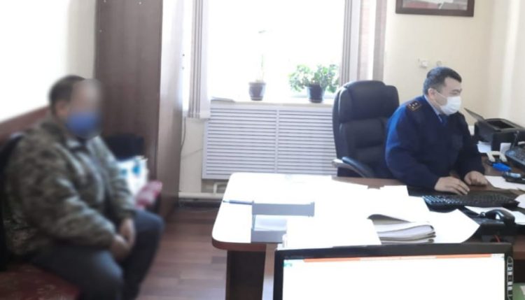 Түркістан облысында полицейлер  ер адамның көлігінен 1 кг-ға жуық   марихуана тәркіледі