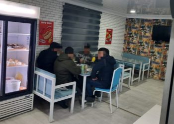 Түркістан облысының полицейлері тұрғындарға карантин режимін сақтауды ескертеді