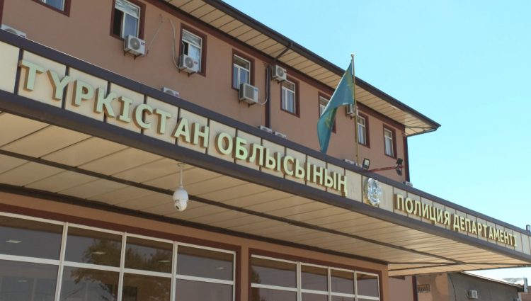 Полицейлер діни сипаттағы тыйым салынған материалдарды таратудың 5 жайтын  анықтады