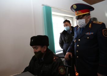 Облыстың бас полицейі Түркістан қаласының учаскелік полиция пунктерін тексеріп шықты