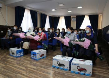 Мереке қарсаңында 80-ге жуық шенді арулар марапатталды