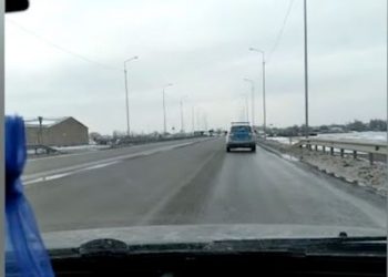 Жүргізуші әйел патрульдік полиция қызметкеріне алғыс айтты