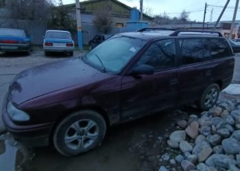 Төлебилік полицейлер  тұрғынның автокөлігін заңсыз айдап кеткен күдікті жас жігіттерді ұстады