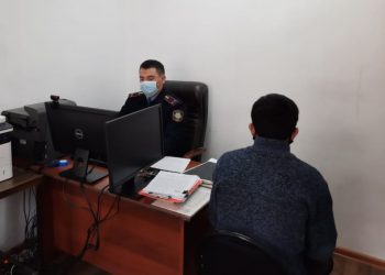 Тұрғынның атынан артығымен несие шығарып, алаяқтық жасаған қызметкерді анықтады