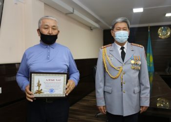 Жеңіс күнінің 76 жылдығы мен Отан қорғаушылар күні қарсаңында Түркістан облысының 50-ден астам полицейі марапатталды