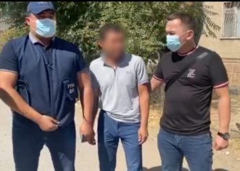 Есірткі сатпақ болған күдіктіні ұстады