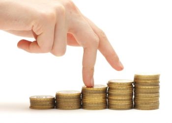 Мемлекеттен қайтарымсыз ақша алып беремін деген алаяқты ұстады