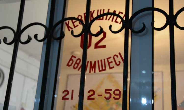 Түркістан облысының полицейлері өзінің көлігінде тапанша сақтаған күдікті азаматты анықтады