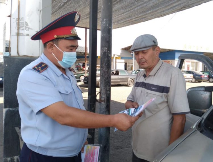 Жол-көлік оқиғаларының алдын алу мақсатында жүргізушілерге  ақпараттық түсіндірме жұмыстарын жүргізді