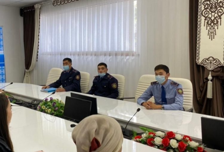 Ордасыбылық полицейлер ардагерлермен кездесу ұйымдастырды