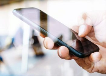 Түркістан облысында тұрғынның 1 ай бұрын ұрланған телефонын тәртіп сақшылары  тәулік ішінде тауып берді