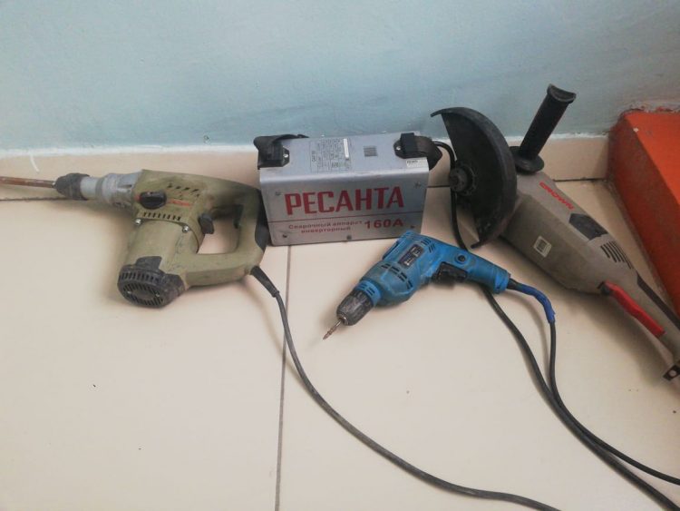 Түркістан облысында 6 пәтер ұрлығын жасап,  тұрғындарға миллион теңгеден астам шығын келтірген күдікті екеу құрықталды