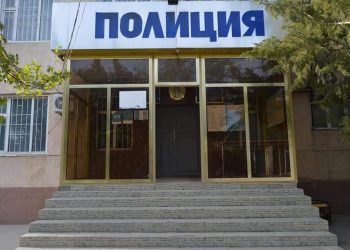 Полицейлер күн сәулесінен қуат алатын  құрылғының аккумуляторларын  ұрлаған күдіктіні  ұстады