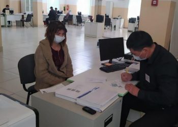 Түркістан облысының полицейлері 18  жылдан бері төлқұжатсыз жүрген әйелді  құжаттандырды