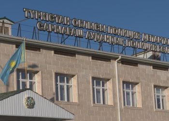 Түркістан полицейлері  қайтарымсыз ақша шығарып беремін деп алдаған әйелді ұстады