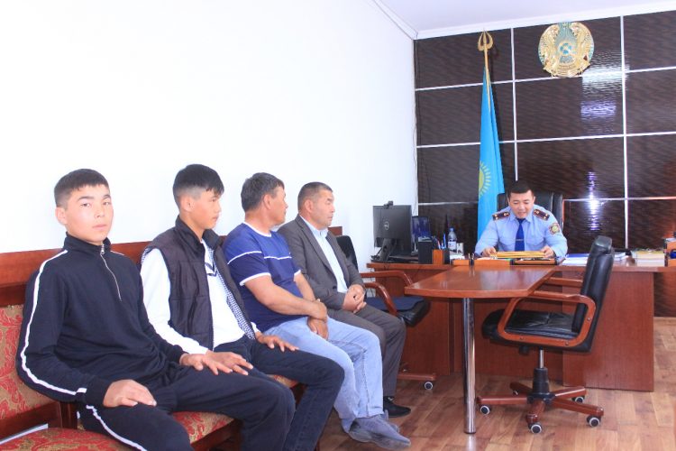 «Балалар жылы» аясында Төлебилік полицейлер көкпар өткізді