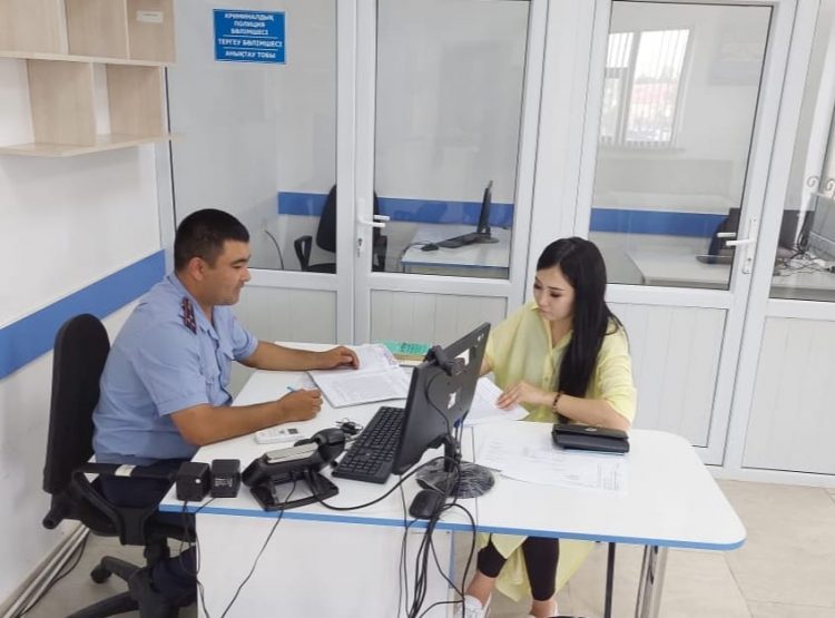 Полицейлер оқушылар мен студенттердің қатысуымен «Ашық есік» күнін өткізді