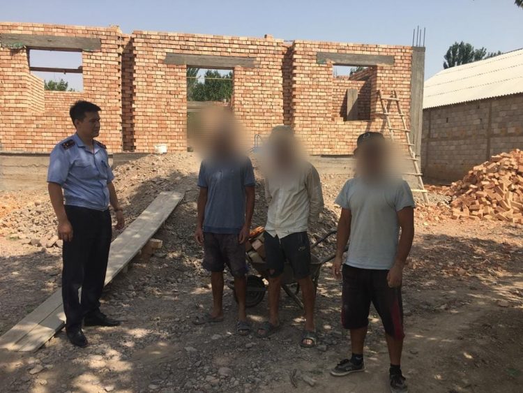 Полицейлер республика аумағында заңсыз жүрген шетелдіктерді анықтады