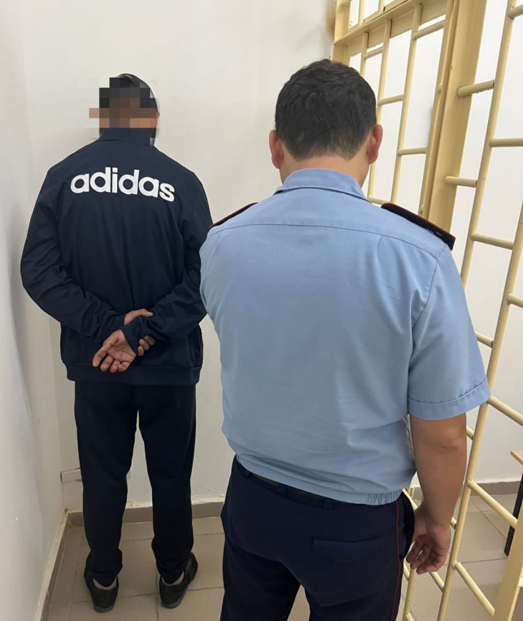 Түркістан облысының полицейлері халықаралық іздеуде жүрген шетелдікті ұстады