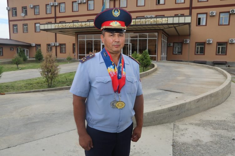 Түркістан облысының полицейі Нұрқанат — әлемдік жарыста топ жарып, алтын алды