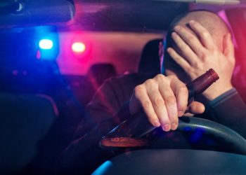 Көлік жүргізу құқығынан айырыла тұра,  қайта көлік басқарған  жүргізушіге қатысты сот үкімі шықты