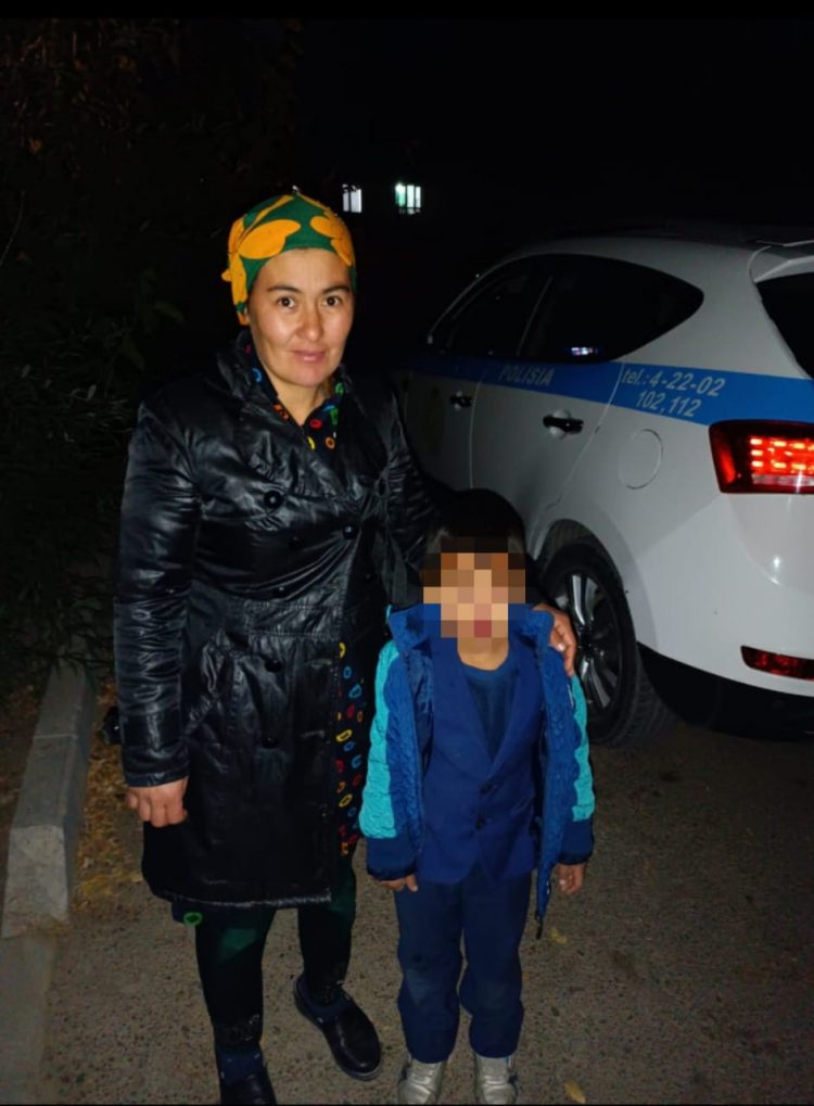 Түркістан облысы полицейлері жоғалған  8 жасар баланы үйіне қайтарды