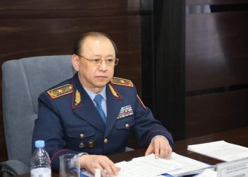 Түркістан облысының бас полицейі Мұрат Қабденов 250-ден астам тұрғынның мәселесін тыңдады