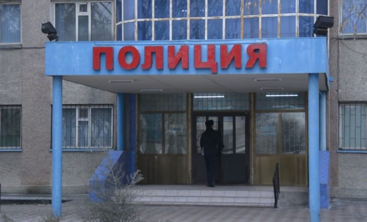 «Оқу орнына грантқа түсіріп беремін деп» тұрғынды алдаған келіншек анықталды