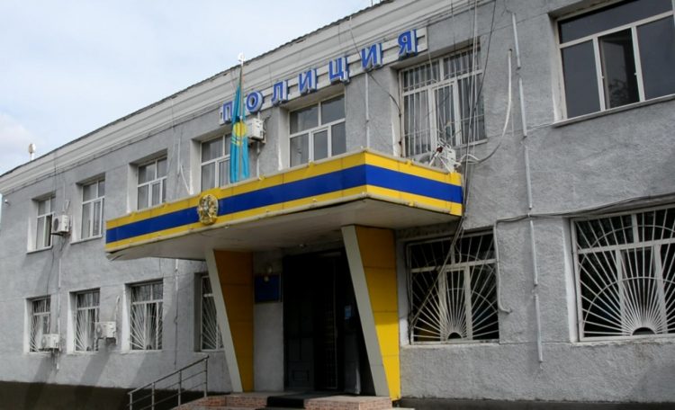 Өздеріне көмектескен тұрғынның үйіне ұрлыққа түскен Шымкенттік жігіттер анықталды