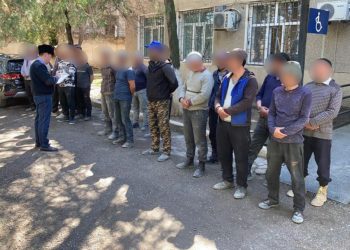 Полицейлер 2 тәулікте заңсыз жұмыс істеп жүрген 131 шетелдікті анықтады